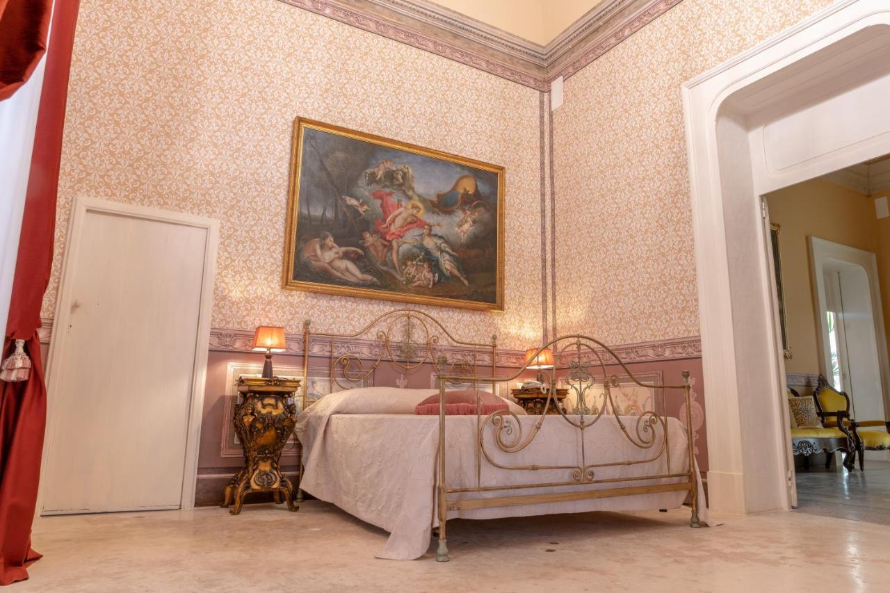 Il Cavaliere Al Borgo Antico Hotel Copertino Exterior foto